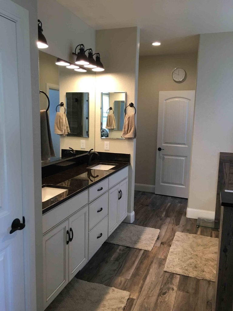 Castlewood Custom Home 24