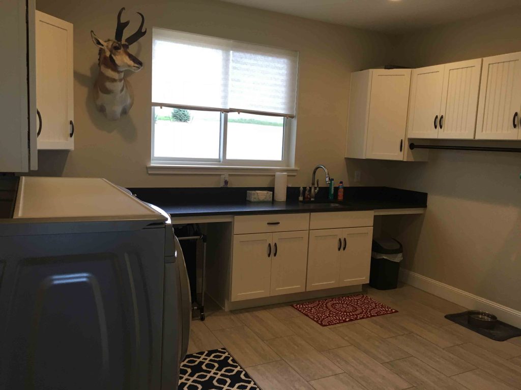 Castlewood Custom Home 28